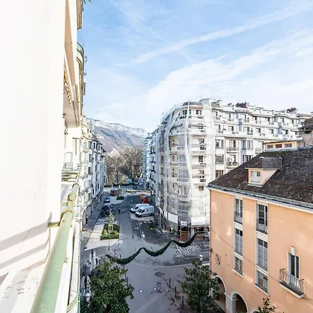 - Le 10 Appartement